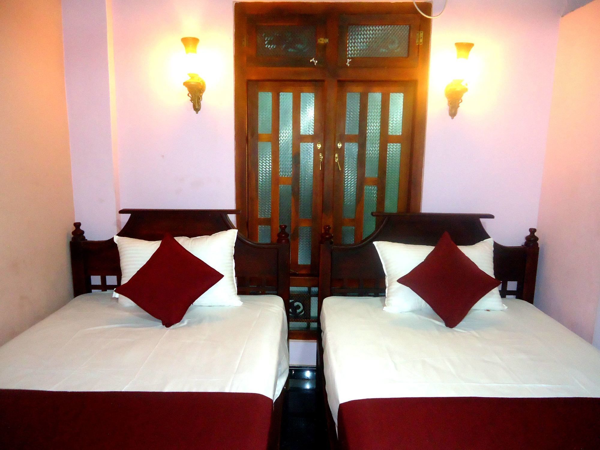 Layathraa Hotel And Restaurant Kandy Eksteriør billede